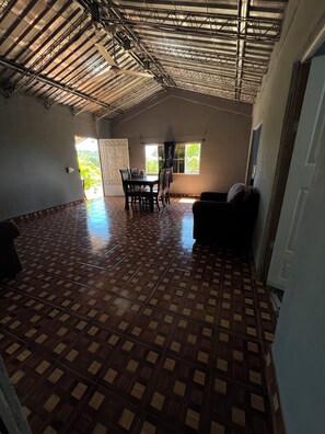 Interior - Rancho Agua Fria, house (Jucuaran)