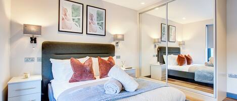 2 Schlafzimmer, Bügeleisen/Bügelbrett, kostenloses WLAN, Bettwäsche