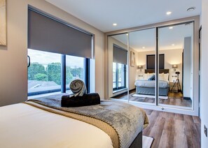 2 habitaciones, tabla de planchar con plancha y wifi gratis 