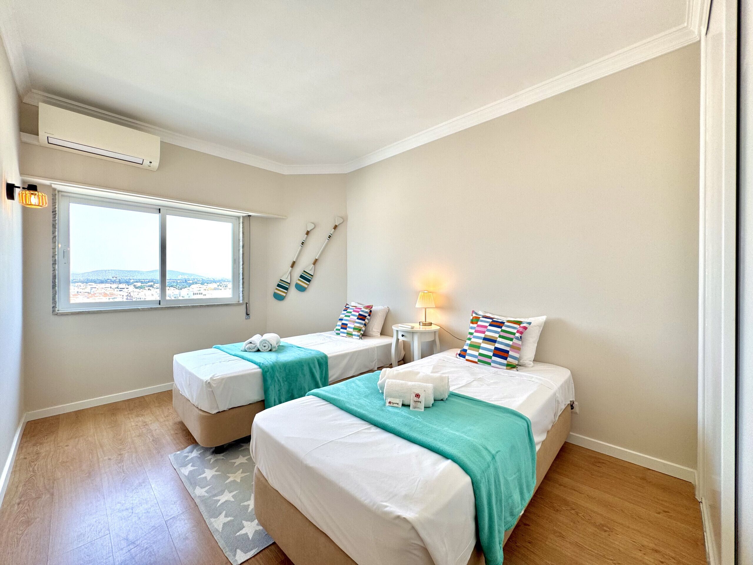 2 makuuhuonetta, vuodevaatteet