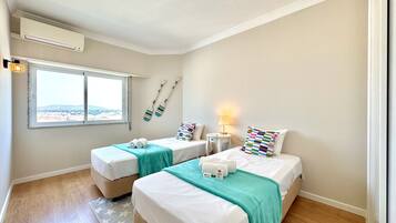 2 makuuhuonetta, vuodevaatteet