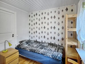 Desk, free WiFi, bed sheets