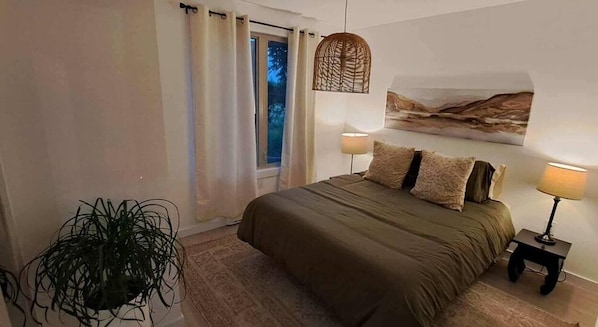 1 bedroom, iron/ironing board, WiFi, bed sheets