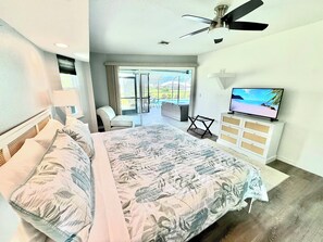 3 bedrooms, iron/ironing board, WiFi, bed sheets - Charming house in golf lovers' dream Rotonda West with heated saltwater pool (Rotonda West)