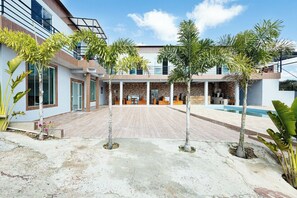 Nhà, hút thuốc | 8 phòng ngủ 