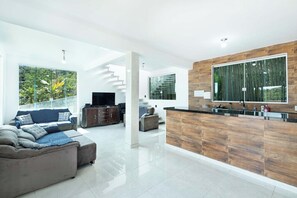 Nhà, hút thuốc | 8 phòng ngủ 