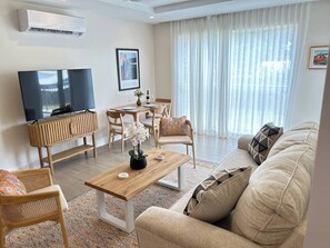 Departamento, 2 habitaciones, Terraza, vista al jardín | Sala de estar