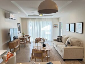 Appartement, 2 chambres, terrasse, vue jardin | Salle de séjour