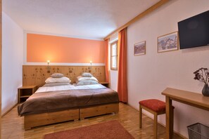 Chambre Double Classique, vue montagne