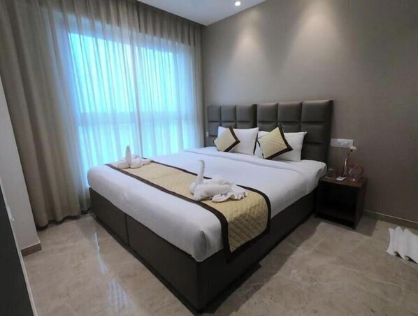 1 bedroom, iron/ironing board, internet