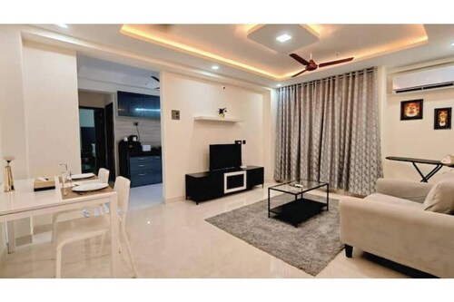 2bhk serviced apartment at powai