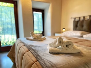4 chambres, fer et planche Ă repasser, accĂšs au Wi-Fi (inclus)