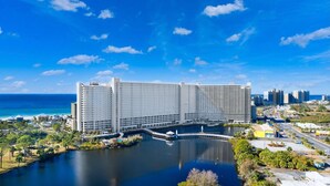 Exterior - Bright & Spacious Condo 1BD! Steps from the Beach! (Panama City Beach)