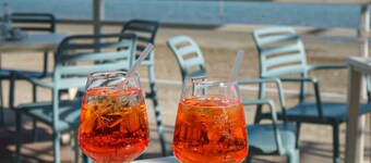 Holiday home with table tennis and pool