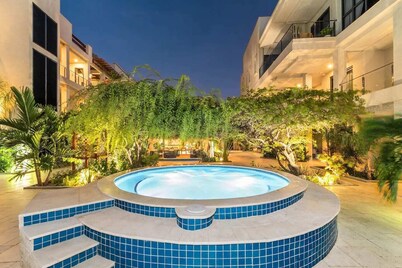 와리루리 콘도 바이 선스테이즈