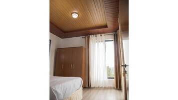 10 habitaciones, internet y ropa de cama