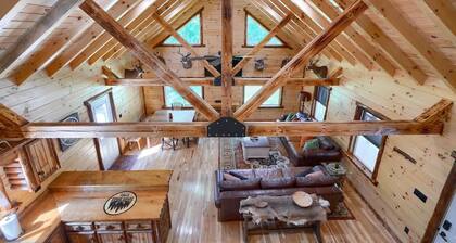 Seven Pines Cabin - Secluded in Hocking Hills