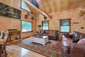 Cabin, Multiple Beds, Patio (Seven Pines) | Living area