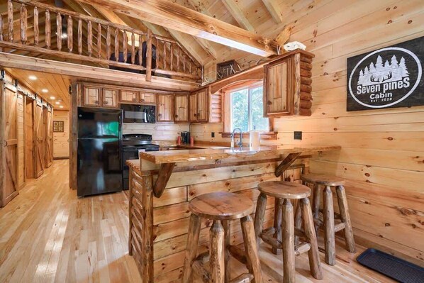 Cabin, Multiple Beds, Patio (Seven Pines) | Private kitchen | Fridge, microwave, oven, stovetop