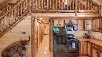 Cabin, Multiple Beds, Patio (Seven Pines) | Private kitchen | Fridge, microwave, oven, stovetop