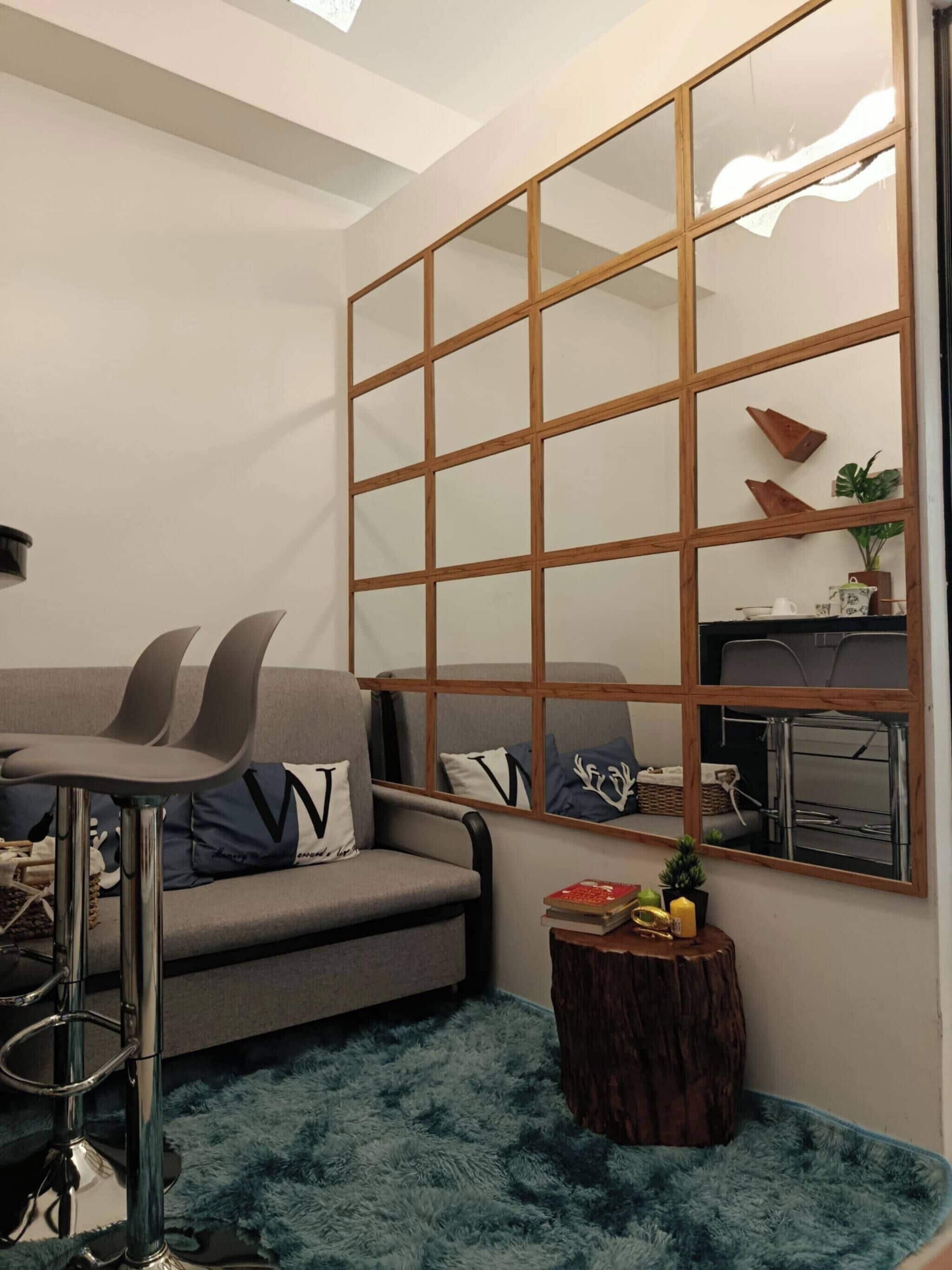 Condo, 1 Bedroom, Accessible | Ruang tamu | Buku-buku 
