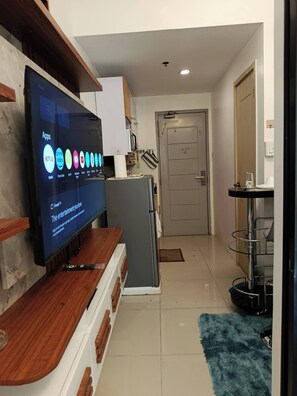Condo, 1 Bedroom, Accessible | Room amenity - Modern Condo Retreat in Quezon City With Resort-style Pool (Quezon City)