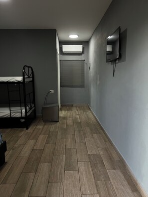 Wi-Fi de cortesia, roupa de cama