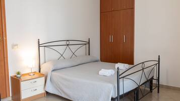 Comfort Double Room, Balcony, Courtyard View | Free WiFi