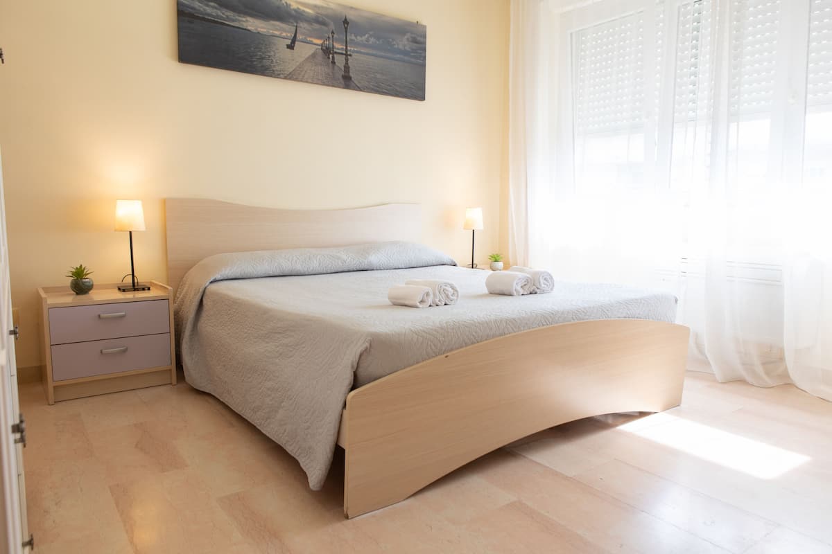 Deluxe Double Room, City View | Free WiFi