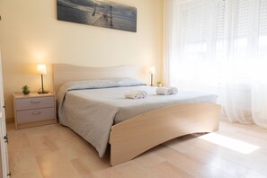 Chambre Double Deluxe, vue ville | Wi-Fi gratuit