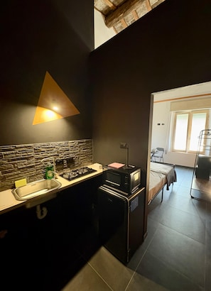 1 habitación, wifi y ropa de cama