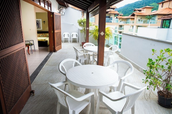 Apartamento, para fumantes | 3 quartos