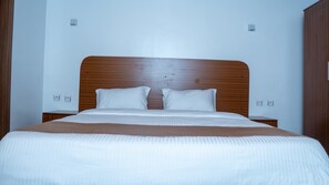 3 室のベッドルーム、WiFi