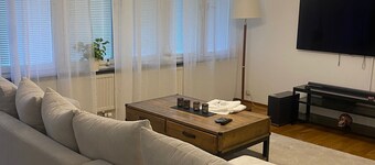 Cozy 1-Bedroom Göteborg Apartment - Central,Tram 6/8,Near Liseberg & Attractions