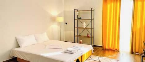 1 bedroom, iron/ironing board, travel cot, free WiFi