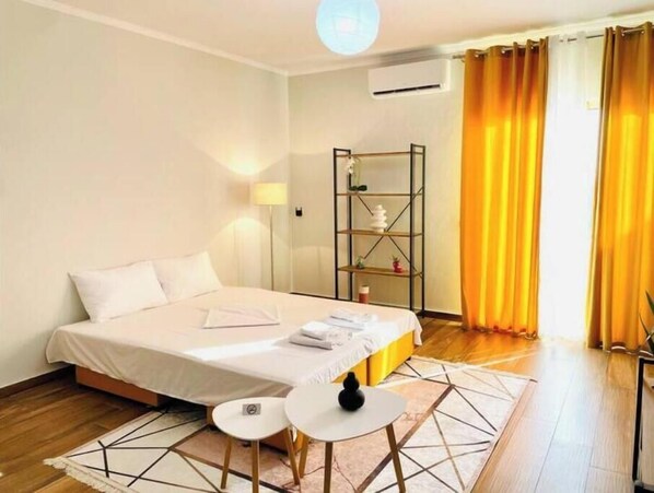 1 Schlafzimmer, Bügeleisen/Bügelbrett, Reisekinderbett, kostenloses WLAN