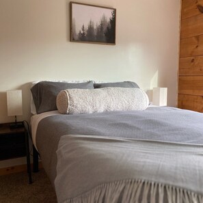 5 間睡房、熨斗/熨衫板、免費 Wi-Fi、床單