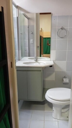 Comfort Quadruple Room | Free WiFi - Angatu Hostel Service (Manaus)