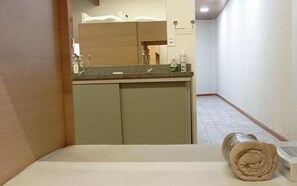 Dormitorio compartido Confort, solo para hombres | Wifi gratis