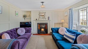 TV, fireplace, stereo, offices