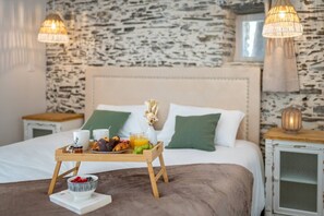 4 habitaciones, wifi gratis y ropa de cama 