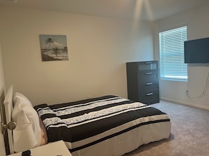 1 soveværelse, strygejern/strygebræt, internetforbindelse, sengetøj