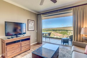 TV - Honua Kai 2 Free Rental Cars KBM Resorts Spacious Floorplan 2 Units, 3 Bedrooms HK Ml-1469 (Kaanapali)