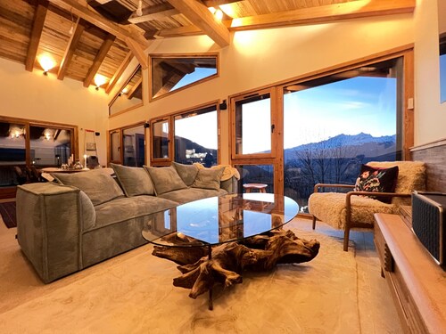 Chalet Roger. Family chalet in a mountain hamlet