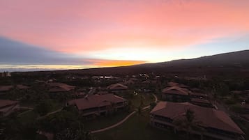 Condo (5 Bedrooms) | Vista frontal de la propiedad