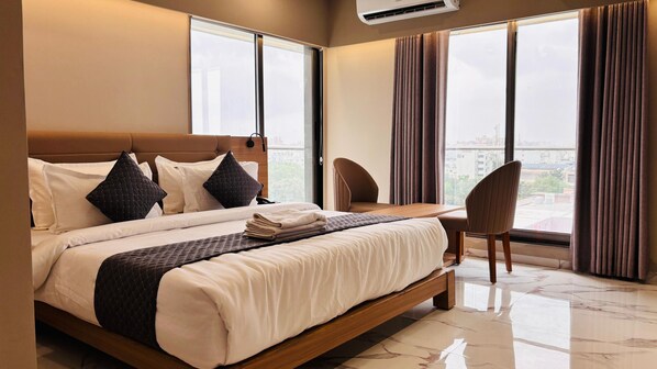 Superior Room | City view