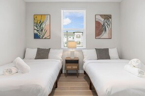 2 bedrooms, desk, iron/ironing board, WiFi