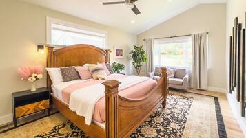 5 chambres, fer et planche à repasser, Wi-Fi, draps fournis