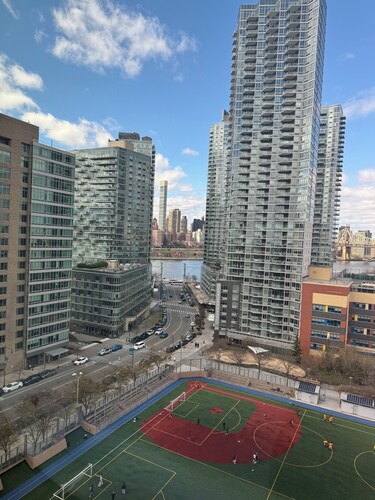 Cozy apartment with, East River Views & NYC Skyline! In a luxurious neighborhood