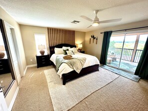 4 bedrooms, in-room safe, desk, iron/ironing board